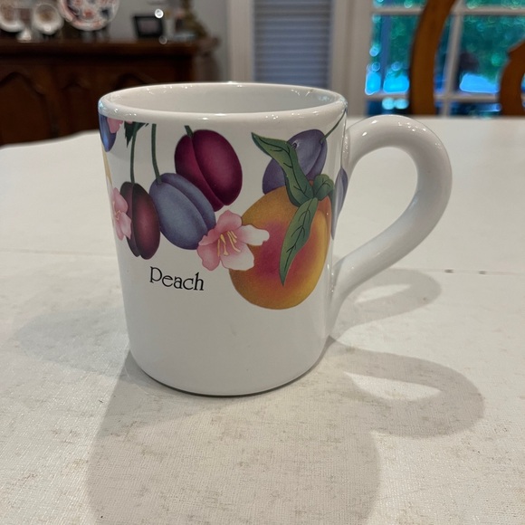 Vintage “Peach” moody Fruit graphic Ceramic Mug. So cute!
Ginny & Georgia fans! - Picture 1 of 8
